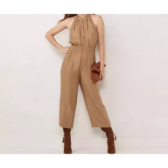 LC Lauren Conrad Small Tan Zippered Halter Ruffle Neck Crop Jumpsuit Pre Owned - Picture 2 of 9